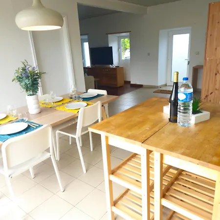 Σπίτι διακοπών Requinte T3 Espacoso Com Terraco E Vista *