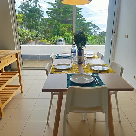 Σπίτι διακοπών Requinte T3 Espacoso Com Terraco E Vista São Roque do Pico