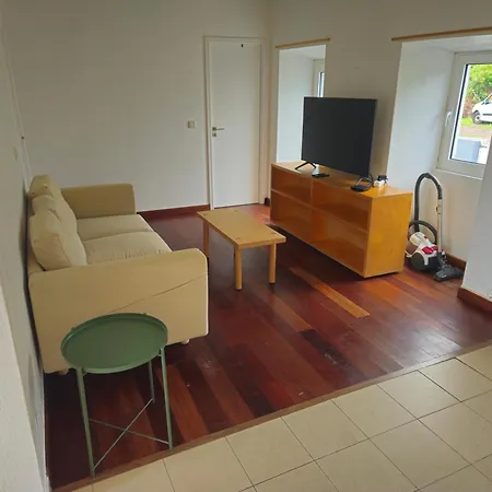 Requinte T3 Espacoso Com Terraco E Vista Дом отдыха