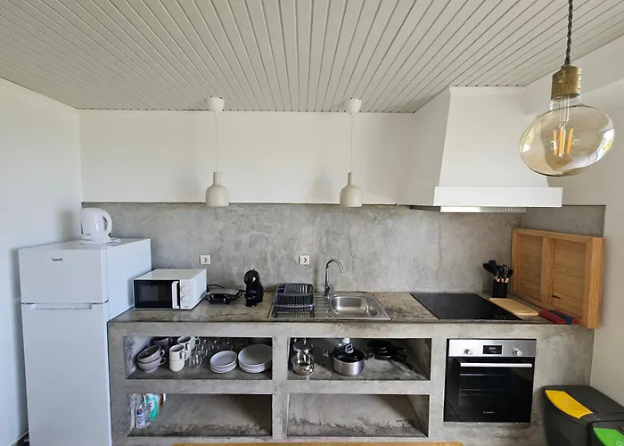 Ferienhaus Requinte T3 Espacoso Com Terraco E Vista *